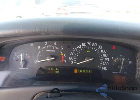 1998 Buick Park Avenue z USA, uszkodzony, nr VIN 1G4CW52KXW4639815